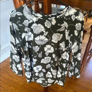 Papermoon Green and White 3/4 Sleeve Boxy Blouse